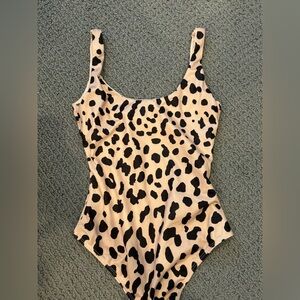 Princess polly body suit- cheetah print